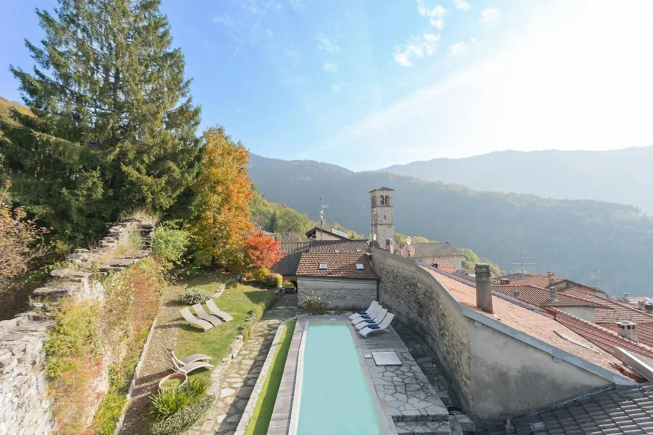 Villa Torre Di Palanzo With Magnificent View By Rent All Como Faggeto Lario Italien
