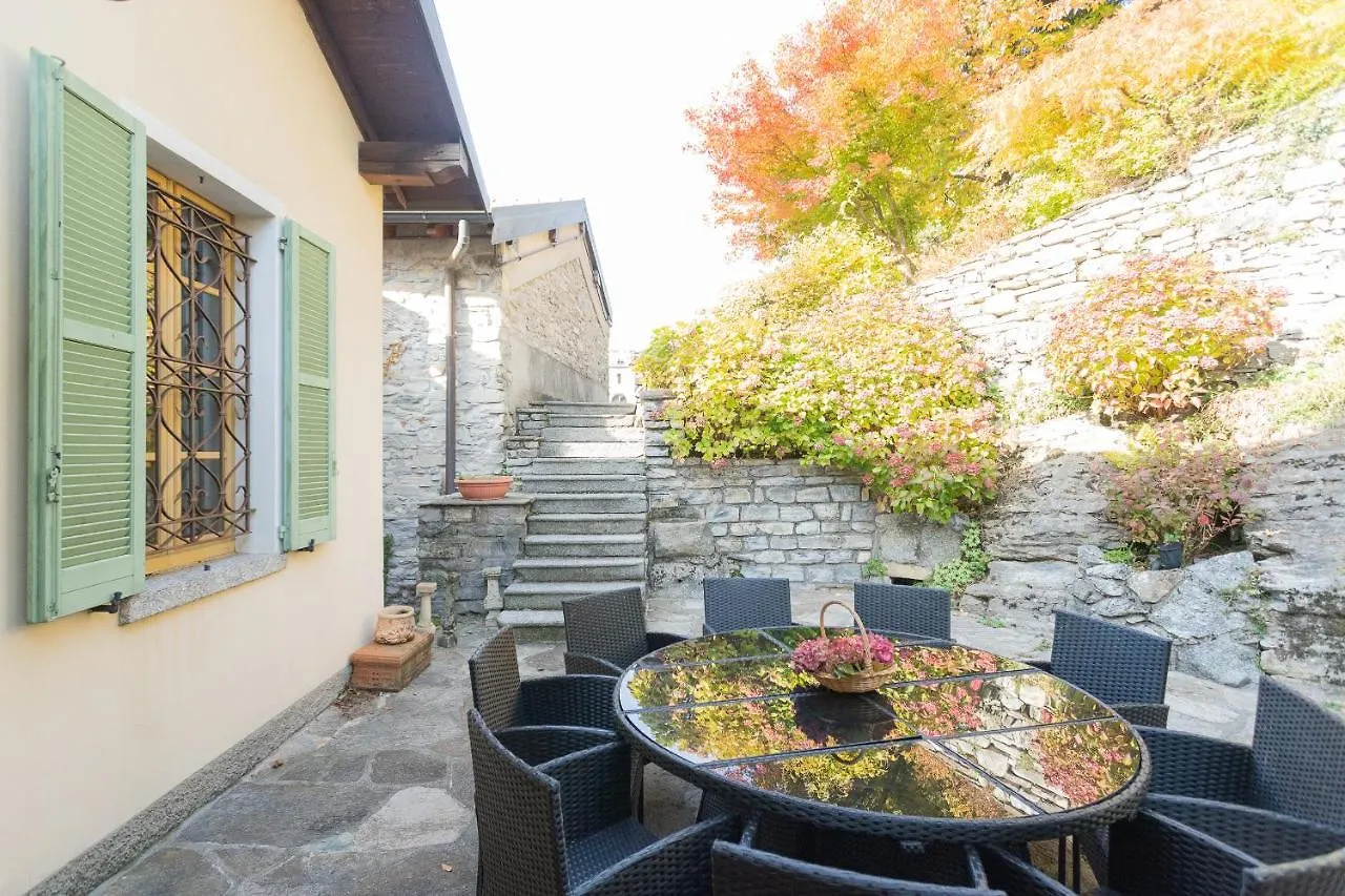 Villa Torre Di Palanzo With Magnificent View By Rent All Como Faggeto Lario 0*,  Italien